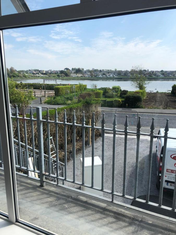 Lake View Galway City Екстериор снимка